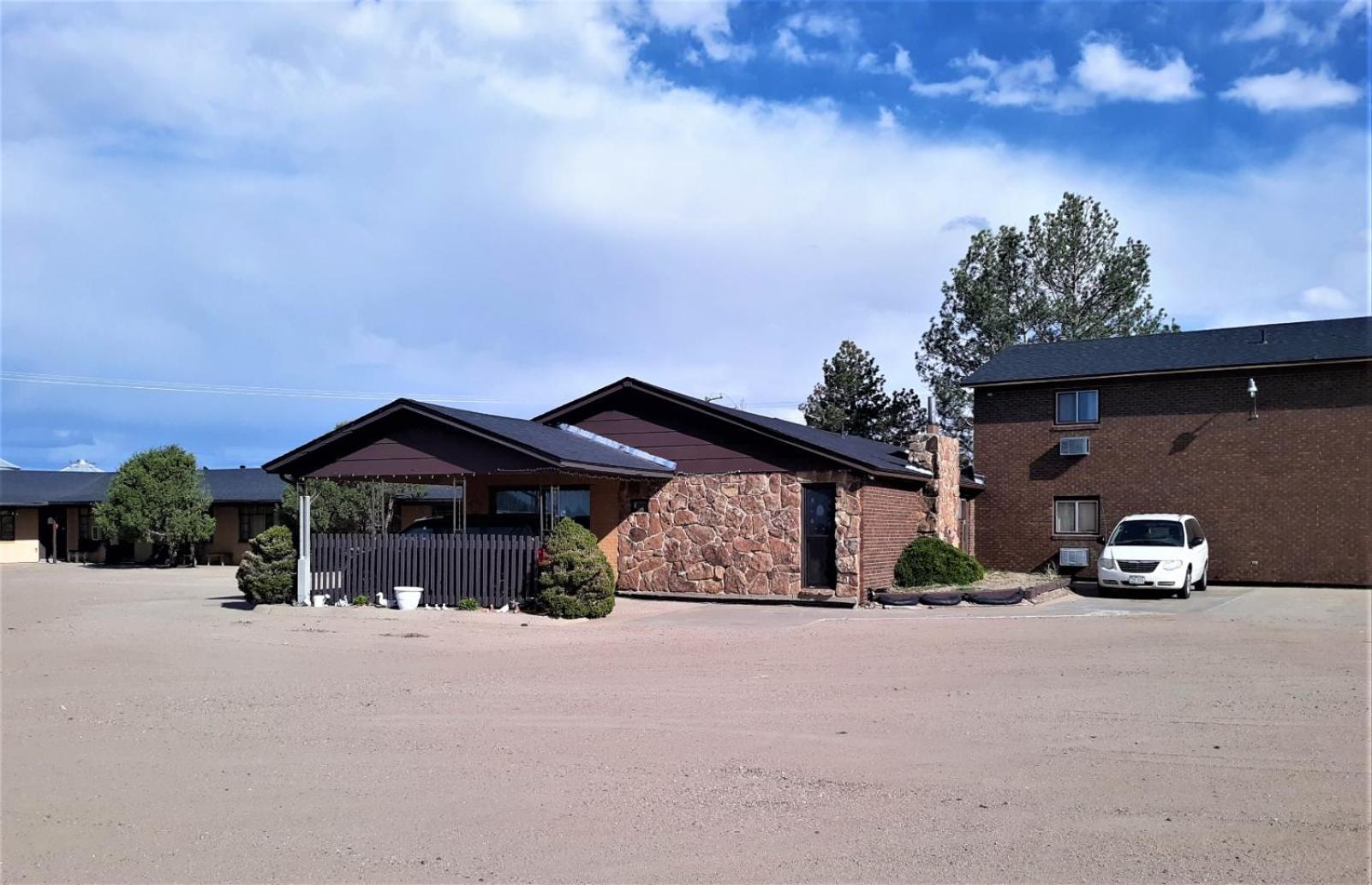 Oyo Hotel Cheyenne Wells - Us 40 Buitenkant foto