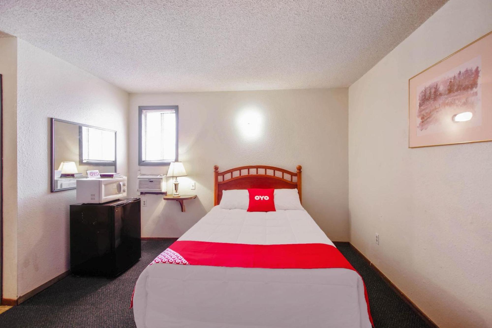 Oyo Hotel Cheyenne Wells - Us 40 Buitenkant foto